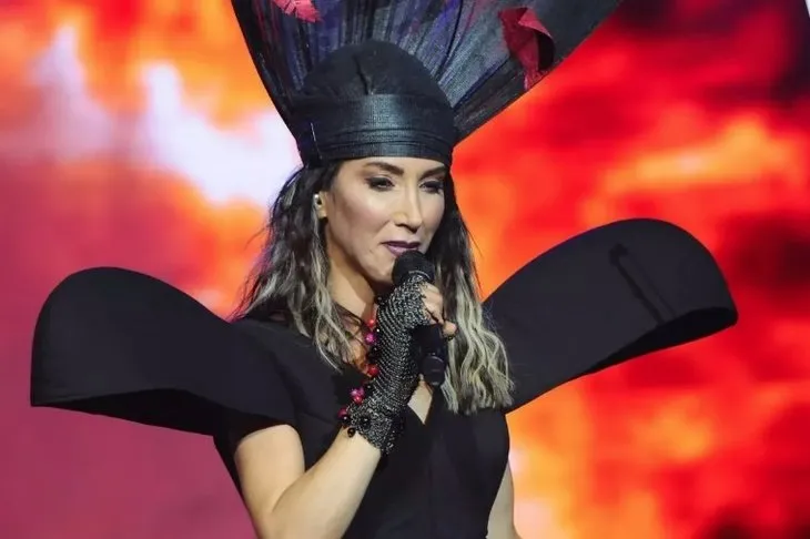 50 yaşındaki Hande Yener 1 haftada incecik oldu! Bunu uygulayarak 4 kilo verdi! ’’O kişiler kilo alıyor’’ demişti! Meğer sırrı...