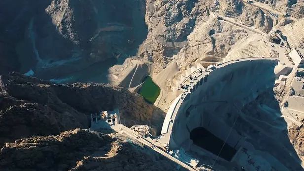 yusufeli-baraji-ozellikleri-yusufeli-baraji-hangi-akarsu-uzerindedir-turkiyenin-en-buyuk-baraji-yuksekligi-kac-1669118186798.jpg YUSUFELİ BARAJI ÖZELLİKLERİ: Yusufeli Barajı hangi akarsu üzerindedir? Türkiye'nin en büyük barajı yüksekliği kaç metre? - 10