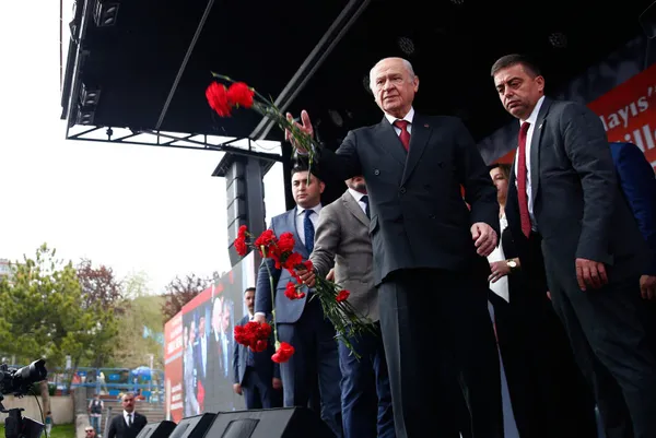 Devlet Bahçeli’den Kılıçdaroğlu’na sert tepki: Terörist Demirtaş’ı serbest bırakacağını vaat eden Kılıçdaroğlu adeta çarkıfelek gibidir!