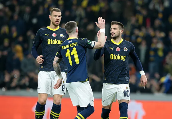 Belçika’da Fener alayı! Avrupa’da güle oynaya avantajı kaptık