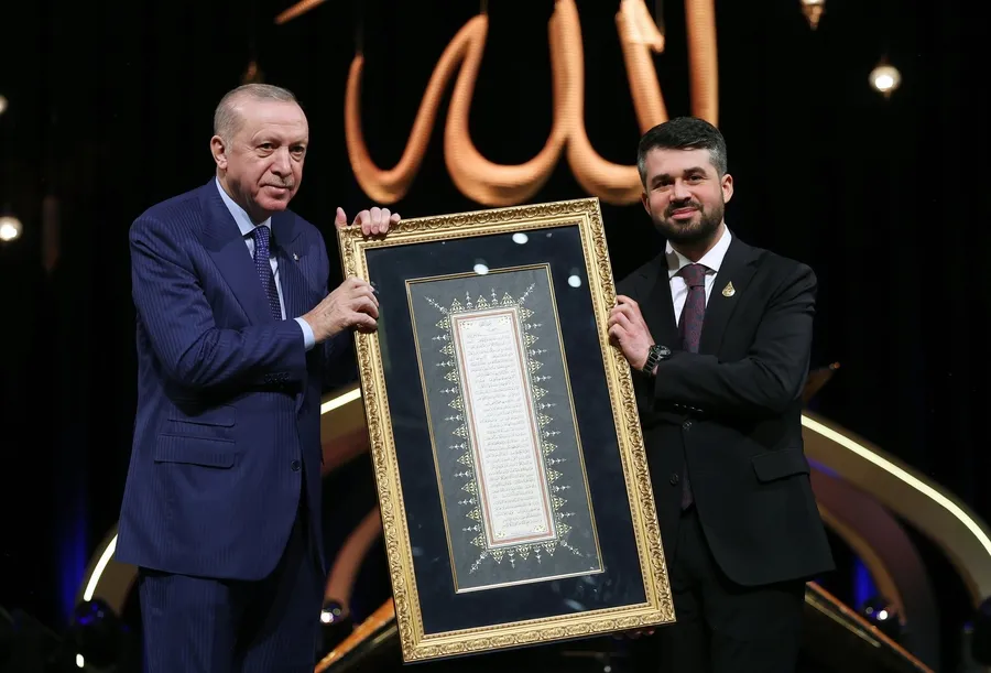 baskan-erdogan-zalimin-hasmi-mazlumun-dostu-olacagiz-1773703739136.jpg Başkan Erdoğan: "Zalimin hasmı mazlumun dostu olacağız" - 5