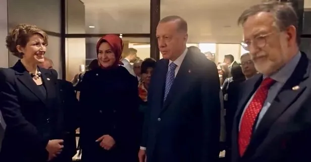Başkan Erdoğan Cumhurbaşkanlığı Millet Kütüphane'sinde açılan Türk Müziği Tarihi Sergisi’ni gezdi! Merhum sanatçıların aile üyeleriyle sohbet etti - 2
