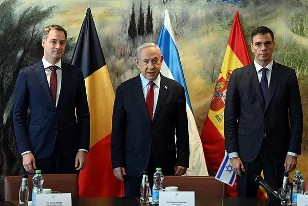 siyonist-israil-yalnizlasiyor-kuresel-akil-batiyi-dize-getirdi-1700982326864.jpg