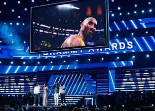Grammy Ödül Töreni Kobe Bryant’a saygı gecesine döndü