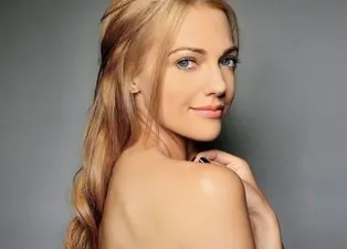 Meryem Uzerli ve kızı Lara'nın pozu sosyal medyayı salladı