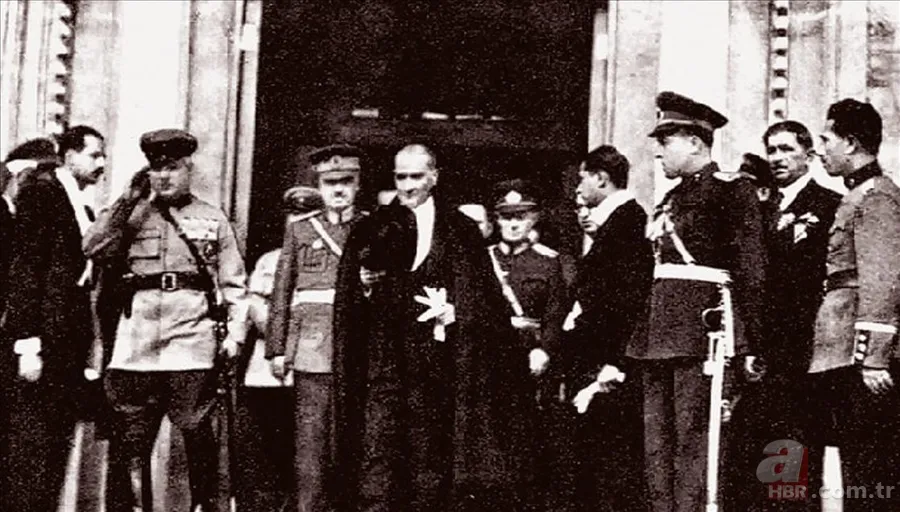 Atatürk fotoğrafları ve 29 Ekim Cumhuriyet Bayramı kutlama görselleri! Atatürk'ün Cumhuriyet ile ilgili sözleri 9