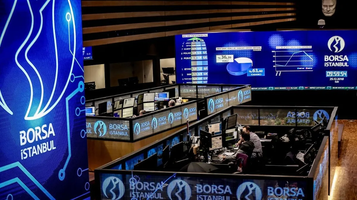 Borsa günün ilk yarısında rekor tazeledi