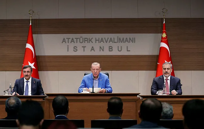 Başkan Erdoğan’ın AB ve 4’lü zirve açıklamaları ne anlama geliyor? Uzman isim A Haber’de değerlendirdi