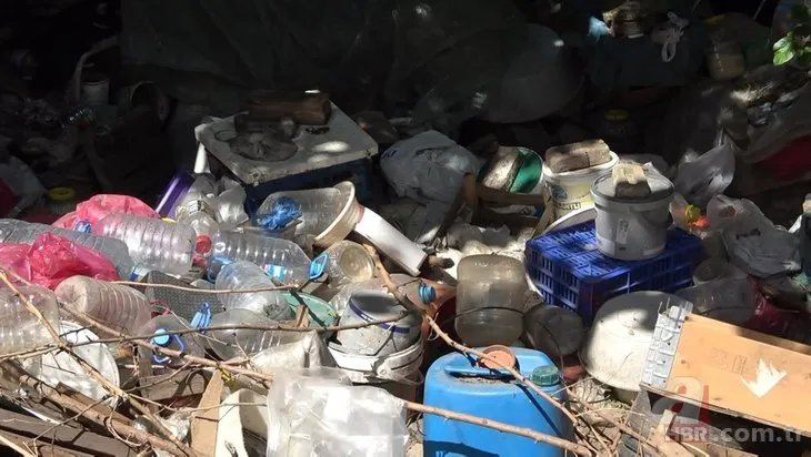 Çöp evden servet çıktı!  Zabıta ekipleri Türk Lirası ve dolarları görünce şoka uğradı