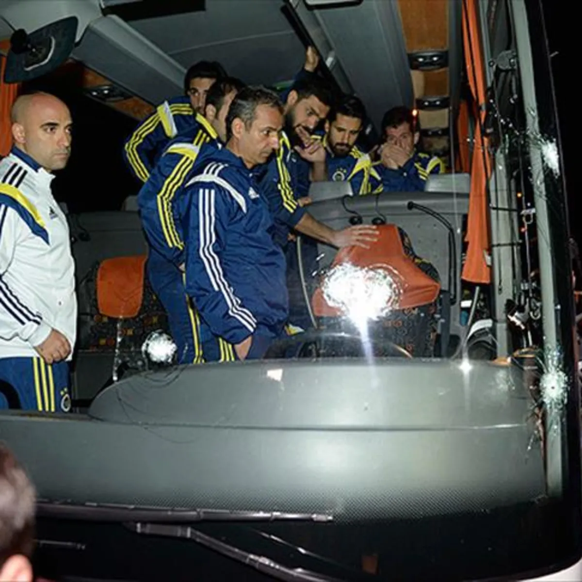 Fenerbahçe otobüsünün kurşunlanmasına ilişkin dosya yeniden açılıyor! Adalet Bakanı Gürlek duyurdu