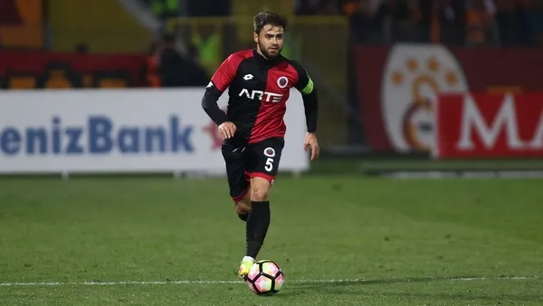 Ahmet Çalık eşi, çocuğu var mı? Konyasporlu futbolcu Ahmet Çalık evli miydi, eşi kimdir?