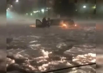 İtalya'da dolu fırtınası
