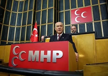 Bahçeli'den AB referandumu önerisine destek