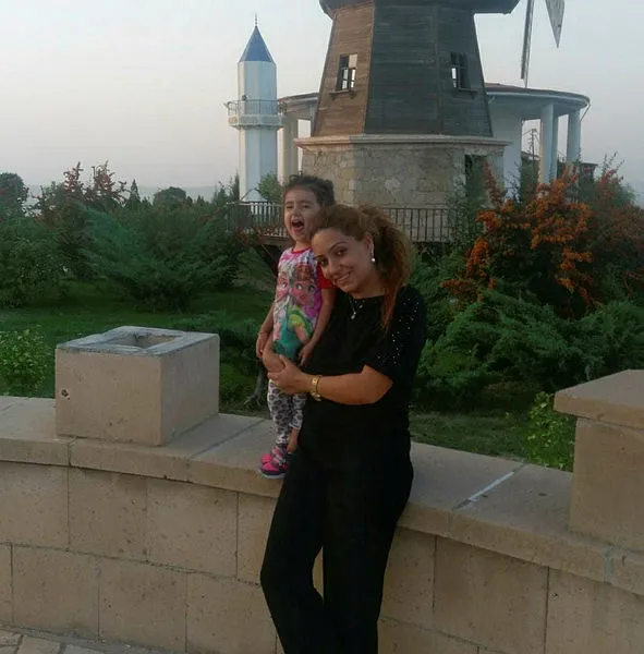 Evde çıkan yangında Sevim Kayhan ve Melek Dağ can verdi!