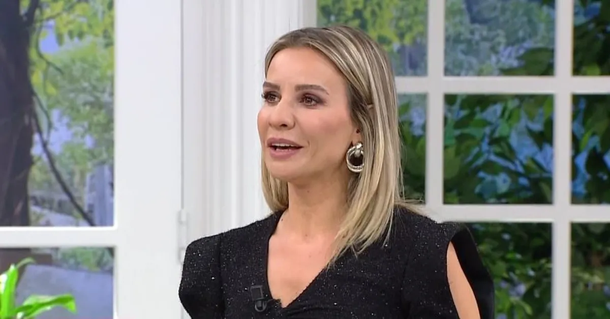 Esra Erol'da yeni bölüm izle | Esra Erol'da son bölüm tek parça izle