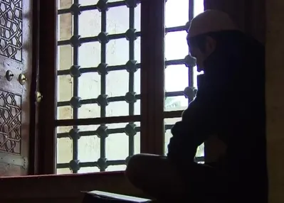 Üç aylar yaklaşıyor