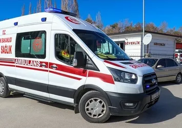 Bayburt'taki trafik kazasında 2 yaralı