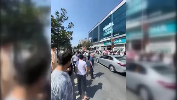 Esenyurt'ta taksicinin çarptığı küçük kız metrelerce sürüklendi - 3