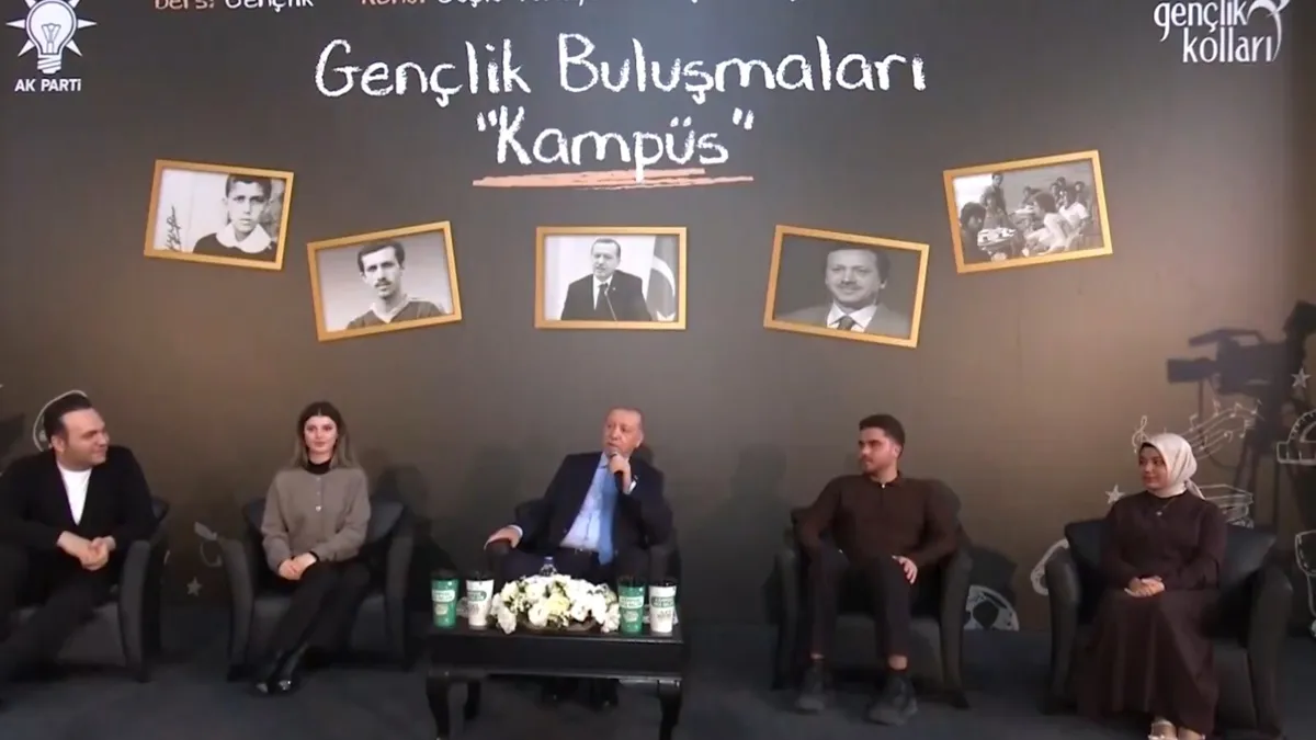 Başkan Erdoğan'dan "Kampüs" buluşması: Gençlerle bir araya geldi