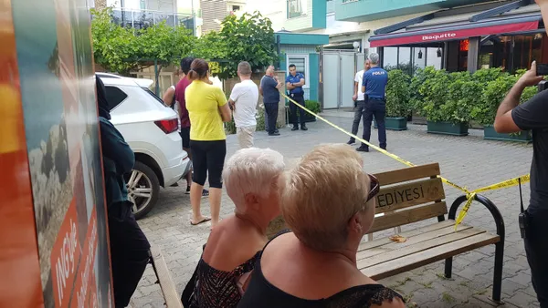 Antalya'da cinnet getiren Ukraynalı baba dehşeti: 2 çocuğunu bıçaklayarak öldürdü - 3