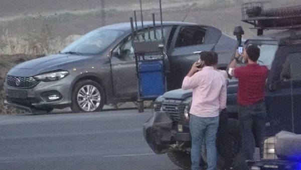 Diyarbakır'da bomba alarmı! Plakasız araç "dur" ihtarına uymadı - 2