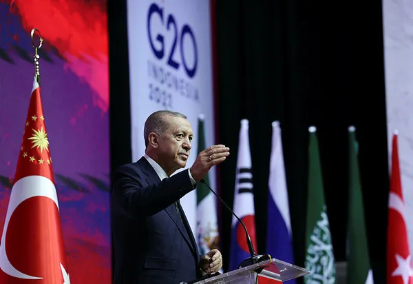 baskan-erdogandan-g20-liderler-zirvesinde-provokatif-soruya-sert-tepki-farkli-bir-irkciligin-icindesiniz-1668579131210.jpg Başkan Erdoğan'dan G20 Liderler Zirvesi'nde provokatif soruya sert tepki! Farklı bir ırkçılığın içindesiniz - 1