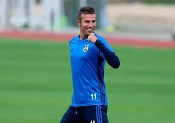 Robin van Persie'ye PSG talip oldu!