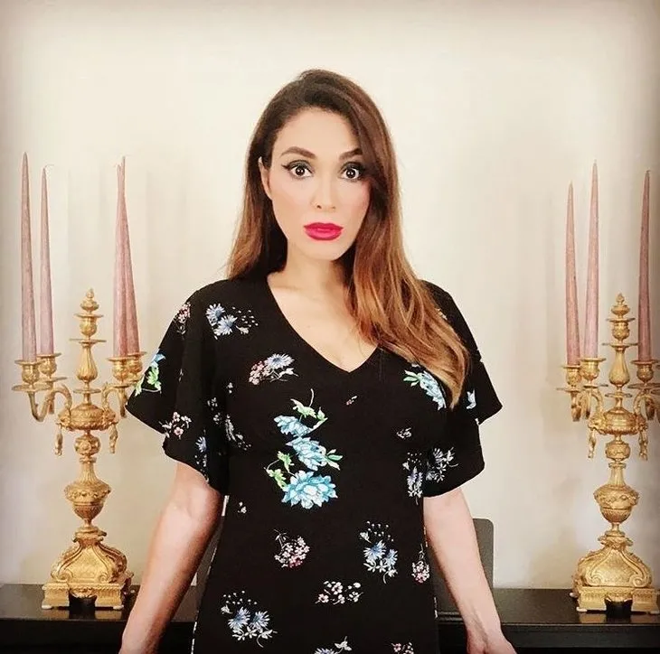 Neslihan Atagül’ü bir de makyajsız görün! Ünlülerin makyajsız halleri