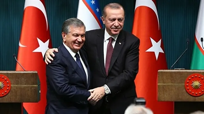 Son dakika: Başkan Erdoğan Özbekistan Cumhurbaşkanı Şevket Mirziyoyev ile görüştü - 1