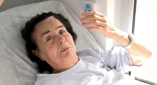 fatma-girikin-annesi-oldu-mu-fatma-girikin-annesi-kimdir-kac-yasinda-oldu-hastaligi-neydi-1680029485886.jpg