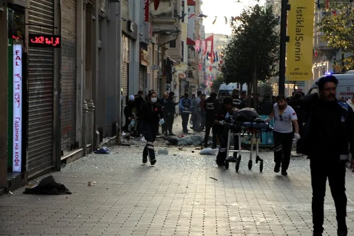 Beyoğlu’ndaki patlama sonrası olay yerinden görüntüler!