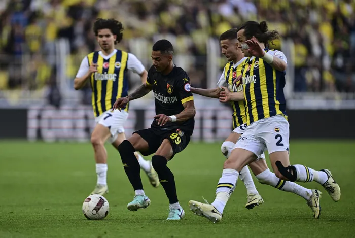 Kadıköy’de ’mutsuz’ son! Fenerbahçe İstanbulspor’a gol oldu yağdı ancak...