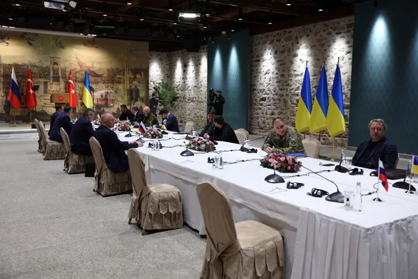 Putin-Zelenskiy görüşmesi için Ukrayna'dan Türkiye'ye çağrı: İki lideri görüştürebilirseniz minnettar kalırız - 2