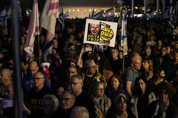 Katil Netanyahu tutuştu! İşgalciyi ’beni devirmek istiyorlar’ korkusu sardı