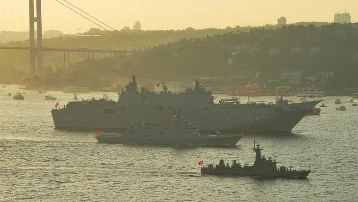 Yunanistan’ı Türkiye korkusu sardı! 100. yılda 100 gemilik kutlama komşu basınında…