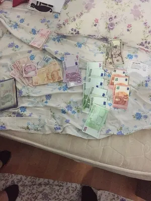 FETÖ'nün gaybubet evinden binlerce döviz ve Türk Lirası çıktı! - 1
