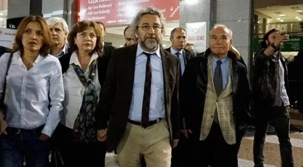 Son dakika: Firari hain Can Dündar için kırmızı bülten çıkarıldı - 5