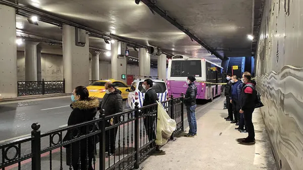 Araca ihtiyacım var dedi İETT otobüsü çaldı! İstanbul’da akıllara durgunluk veren olay