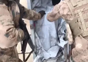 Asker buldu! Minarenin içine saklamışlar...