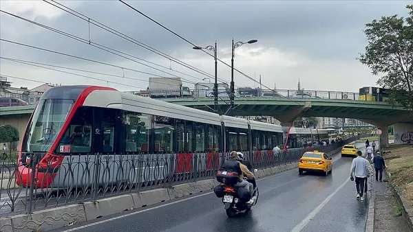 1702715088923.jpg 16 milyon İstanbullunun çözülmeyen sorunu: Toplu taşımalar! Vatandaş CHP'li İBB'ye isyan etti: Ulaşım kesinlikle çok kötü - 2