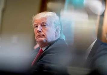 Donald Trump’tan gece yarısı küstah tehdit