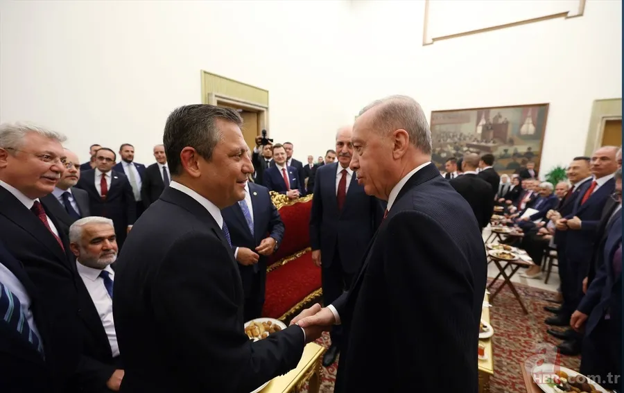 Türk siyasetinde yumuşama dönemi! Başkan Erdoğan'ın CHP'ye iade-i ziyareti ne zaman? Beklenen açıklama AK Parti'den geldi | Gözler o tarihte... 14