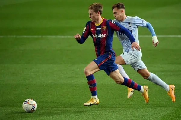 Barcelona Valencia maçında 4 gol | Messi Pele'nin rekoruna ortak oldu - 7