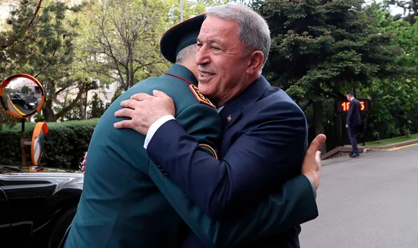 Milli Savunma Bakanı Hulusi Akar Kazakistan Savunma Bakanı Orgeneral Jaksylkov ile görüştü - 3