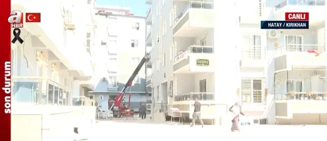 buyuk-yikim-sonrasi-kirikhan-cok-sayida-bina-agir-hasarli-ve-yikilmis-durumda-1676888239171.jpg Büyük yıkım sonrası Kırıkhan! Çok sayıda bina ağır hasarlı ve yıkılmış durumda - 5