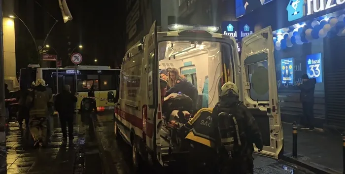 kartalda-dehset-anlari-kontrolden-cikan-iett-otobusu-duvara-carpti-1768159265869.jpg Fotoğraf (DHA)