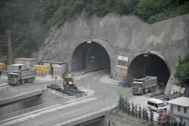 Zigana Tüneli'nde sona doğru! Dünyanın ikinci, Avrupa'nın ve Türkiye'nin en uzun çift tüplü karayolu tüneli olacak 19