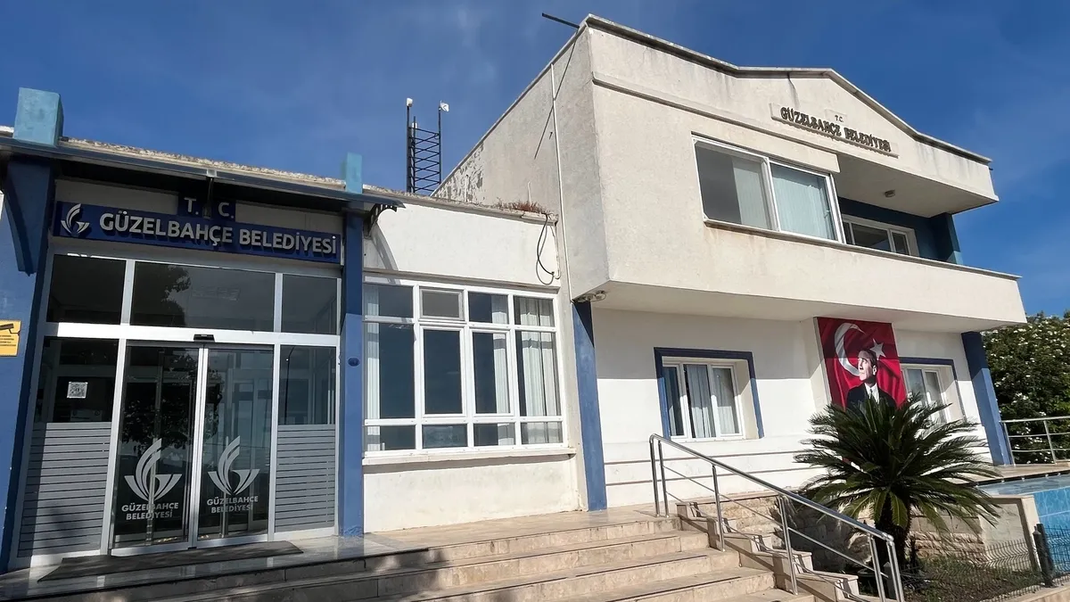 Güzelbahçe soruşturmasında müştekiye tehdit dolu mesajlar: Karının yanında kafandan vurduracağız