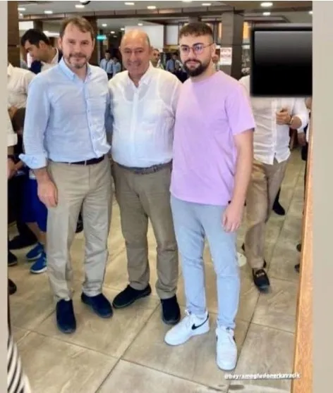 berat-albayrak-ile-ailesinin-yemek-yedigi-donerciden-samimi-aciklamalar-cok-mutevazi-bir-insan-1658676986313.jpg Berat Albayrak ile ailesinin yemek yediği dönerciden samimi açıklamalar: Çok mütevazı bir insan - 1