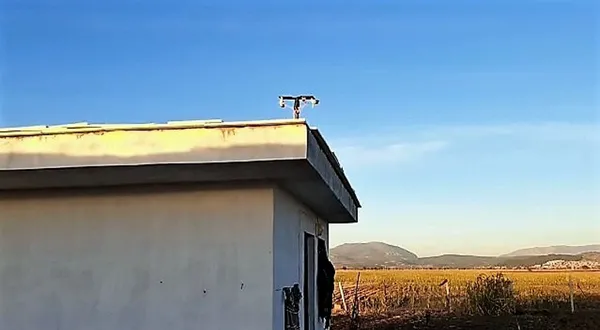 Firari FETÖ'cü yakayı kurtaramadı! Kaldığı barakada önlem üstüne önlem almış - 2